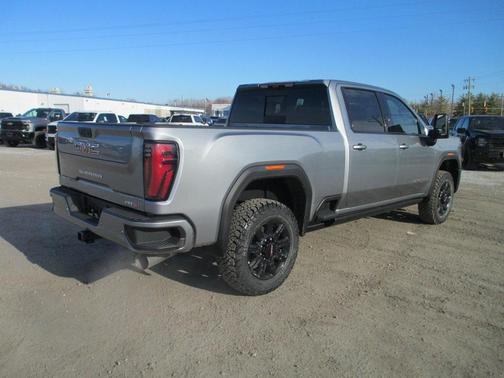 2026 GMC Sierra 2500 AT4