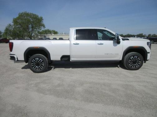 2025 GMC Sierra 3500 Denali Ultimate