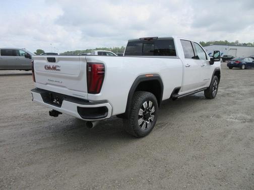 2025 GMC Sierra 3500 Denali