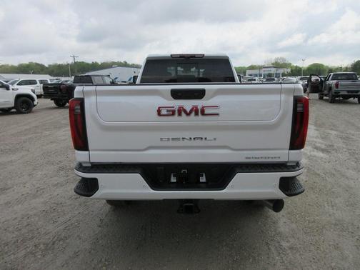 2025 GMC Sierra 3500 Denali