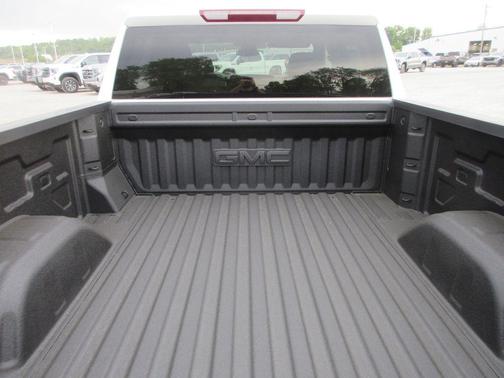 Summit White 2026 GMC Sierra 1500 SLE