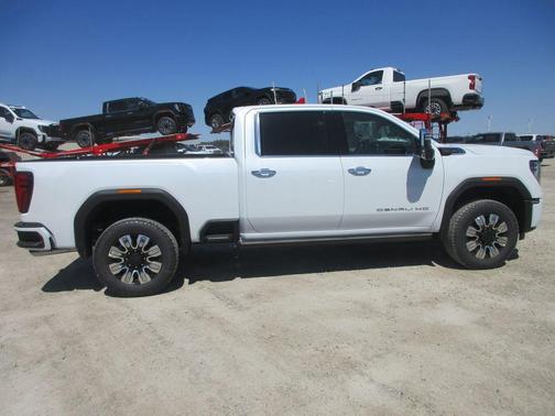 Glacier White 2026 GMC Sierra 2500 Denali