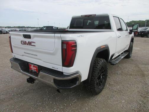 Summit White 2026 GMC Sierra 2500 SLT