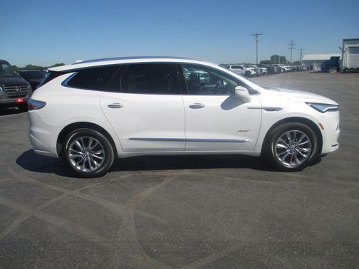 White Frost Tri-Coat 2024 Buick Enclave Avenir