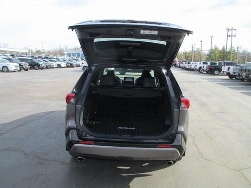 2020 Toyota RAV4 Hybrid XSE