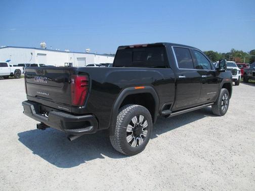 2025 GMC Sierra 2500 Denali