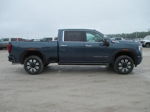 2025 GMC Sierra 3500 Denali