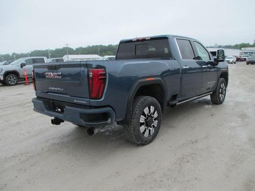 2025 GMC Sierra 3500 Denali