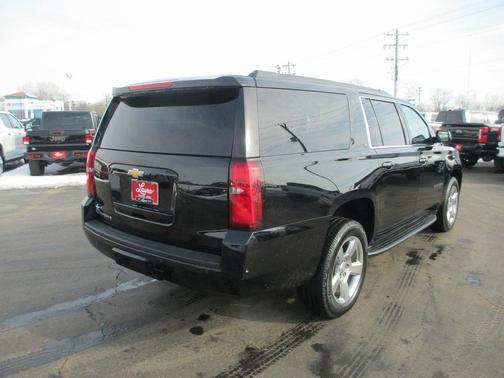 2019 Chevrolet Suburban LT