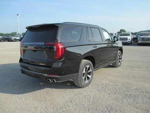 2025 GMC Yukon AT4