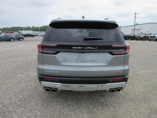 2025 GMC Acadia Denali