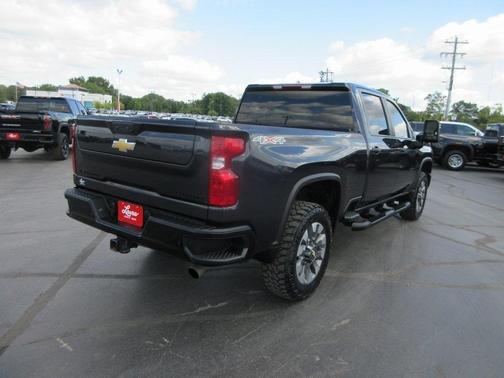 2024 Chevrolet Silverado 2500 Custom