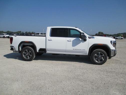 2025 GMC Sierra 2500 SLE