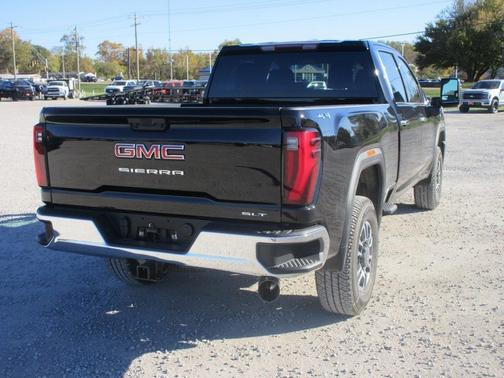 2026 GMC Sierra 2500 SLT