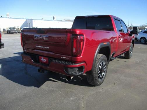 2021 GMC Sierra 2500 AT4
