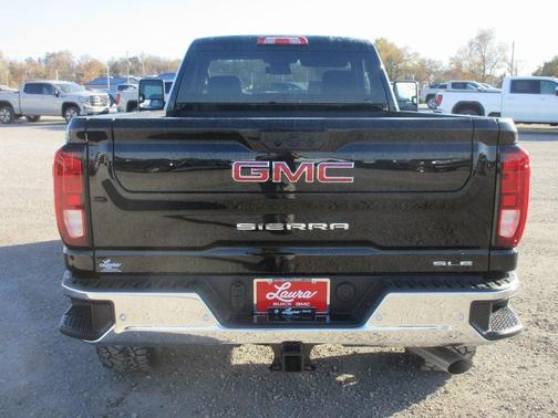 2026 GMC Sierra 2500 SLE