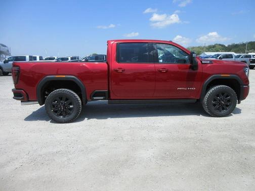 2025 GMC Sierra 2500 AT4