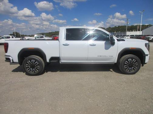 2026 GMC Sierra 2500 Denali Ultimate