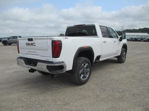 2025 GMC Sierra 3500 SLT