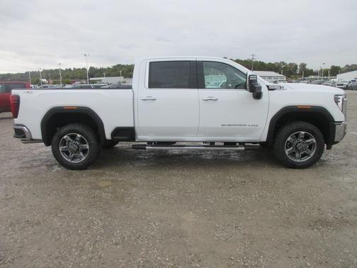 2026 GMC Sierra 2500 SLT