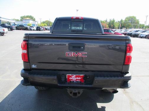 2016 GMC Sierra 2500 Denali