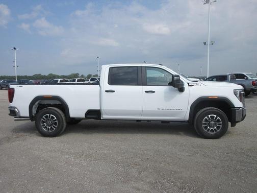 2025 GMC Sierra 3500 Pro