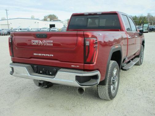 2026 GMC Sierra 3500 SLT