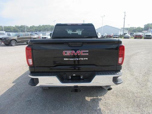 2025 GMC Sierra 2500 Pro