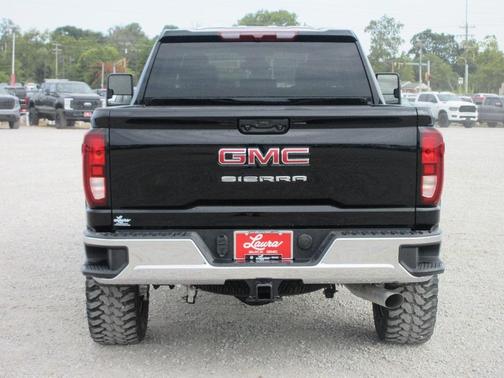 2025 GMC Sierra 2500 Pro
