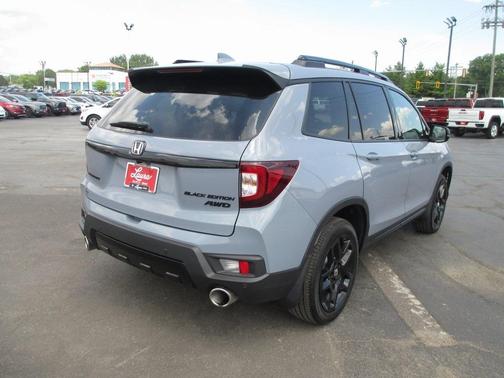 2024 Honda Passport Black Edition