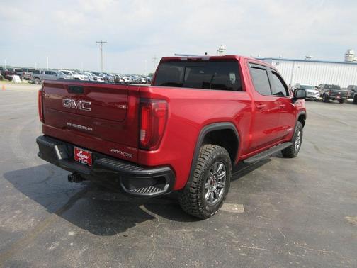 2024 GMC Sierra 1500 AT4X