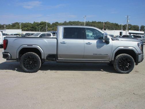 2026 GMC Sierra 2500 Denali Ultimate