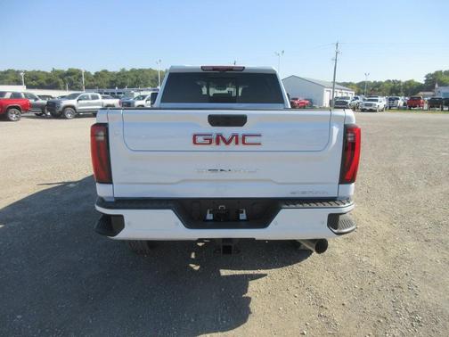 2026 GMC Sierra 2500 Denali