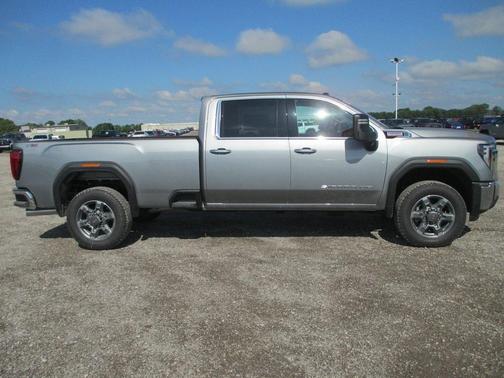 2025 GMC Sierra 3500 SLE