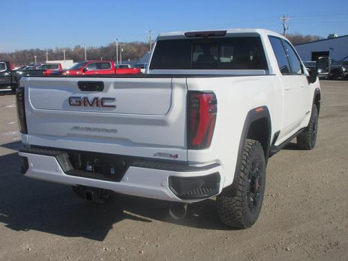 2026 GMC Sierra 2500 AT4