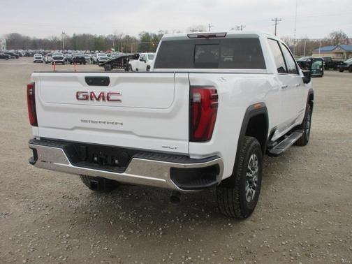 2026 GMC Sierra 2500 SLT