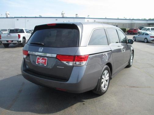 2017 Honda Odyssey SE