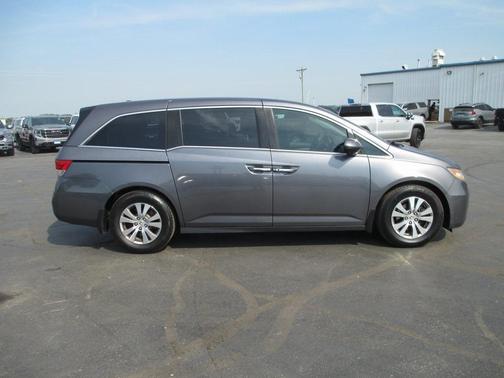 2017 Honda Odyssey SE