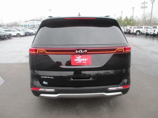 2023 Kia Carnival SX Prestige