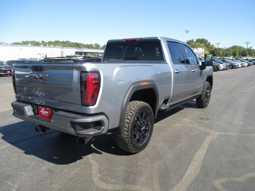 2025 GMC Sierra 2500 AT4