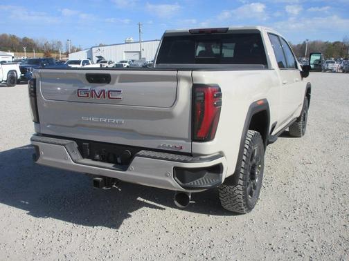 2026 GMC Sierra 2500 AT4