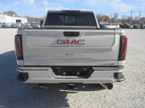 2026 GMC Sierra 2500 AT4