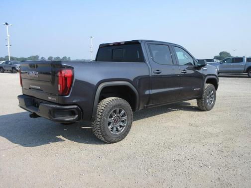 2025 GMC Sierra 1500 AT4X