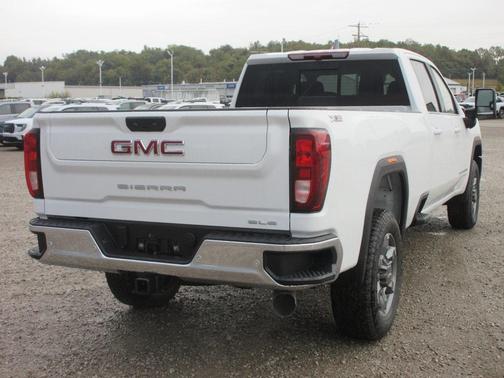 2026 GMC Sierra 3500 SLE