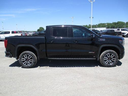 Onyx Black 2026 GMC Sierra 1500 AT4