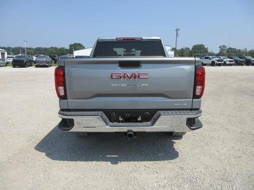2025 GMC Sierra 1500 SLE