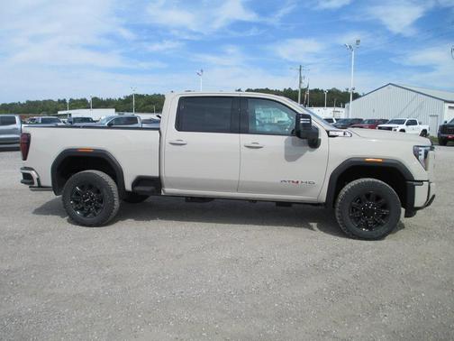2026 GMC Sierra 2500 AT4