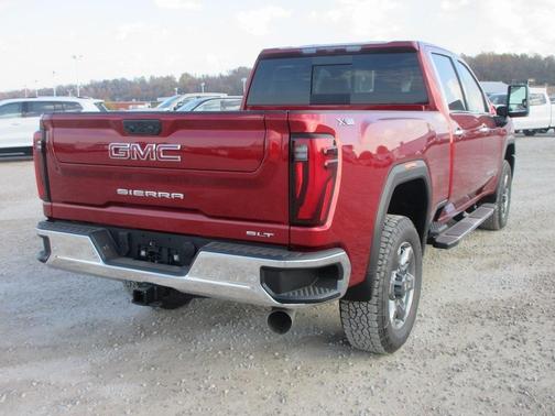 2026 GMC Sierra 3500 SLT