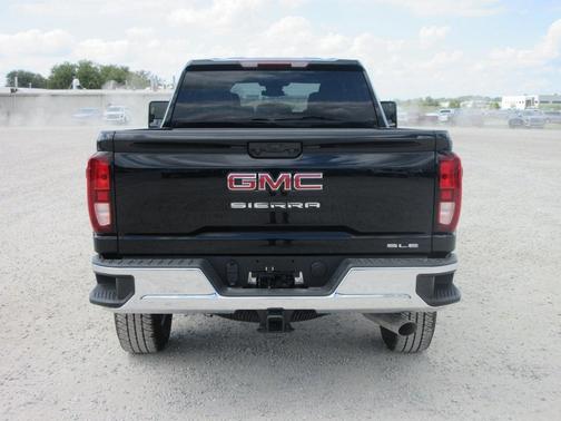 2025 GMC Sierra 2500 SLE