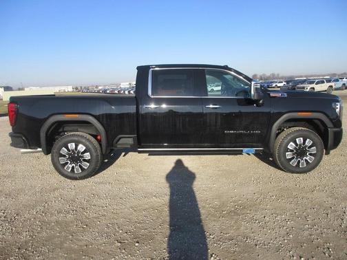 2026 GMC Sierra 3500 Denali